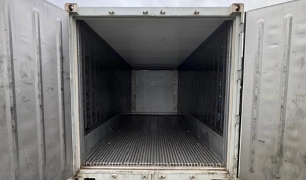 Temporary Cold Storage Solutions Using Shipping Containers (UK Guide)