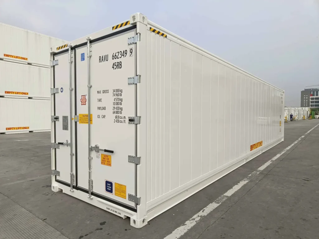 40ft new high cube reefer container rear and right side view, showing closed double doors and white insulated exterior.