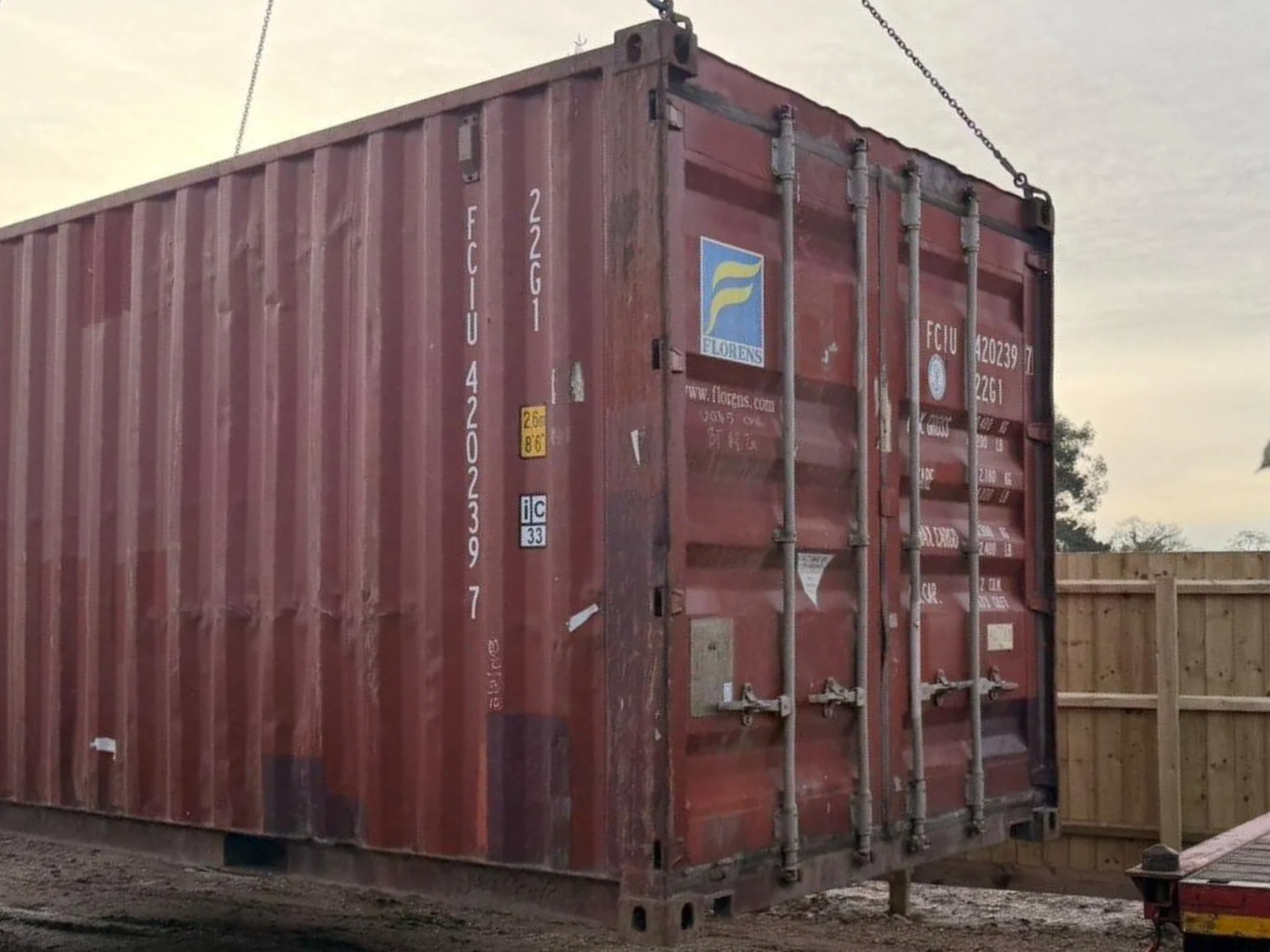 40ft shipping container delivered using an articulated Hiab lorry requiring extended access space