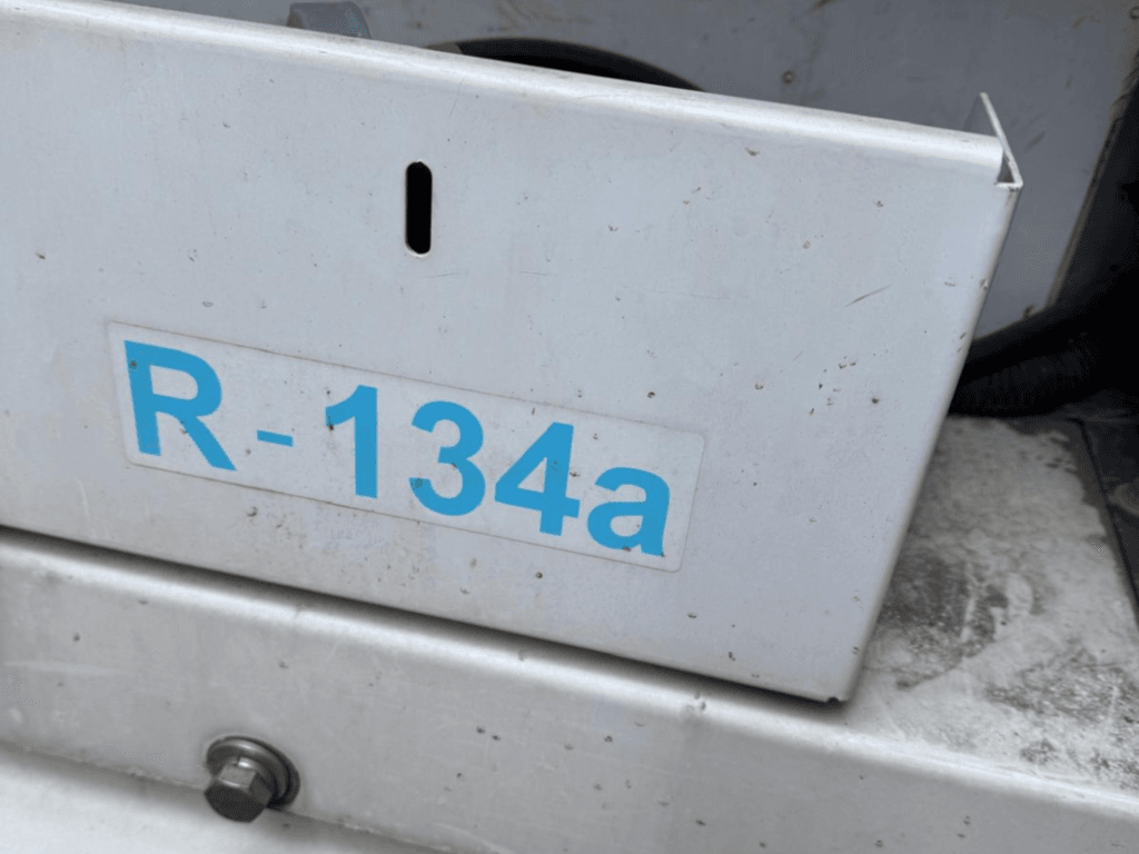Image showing Gas refrigerant type for a reefer container